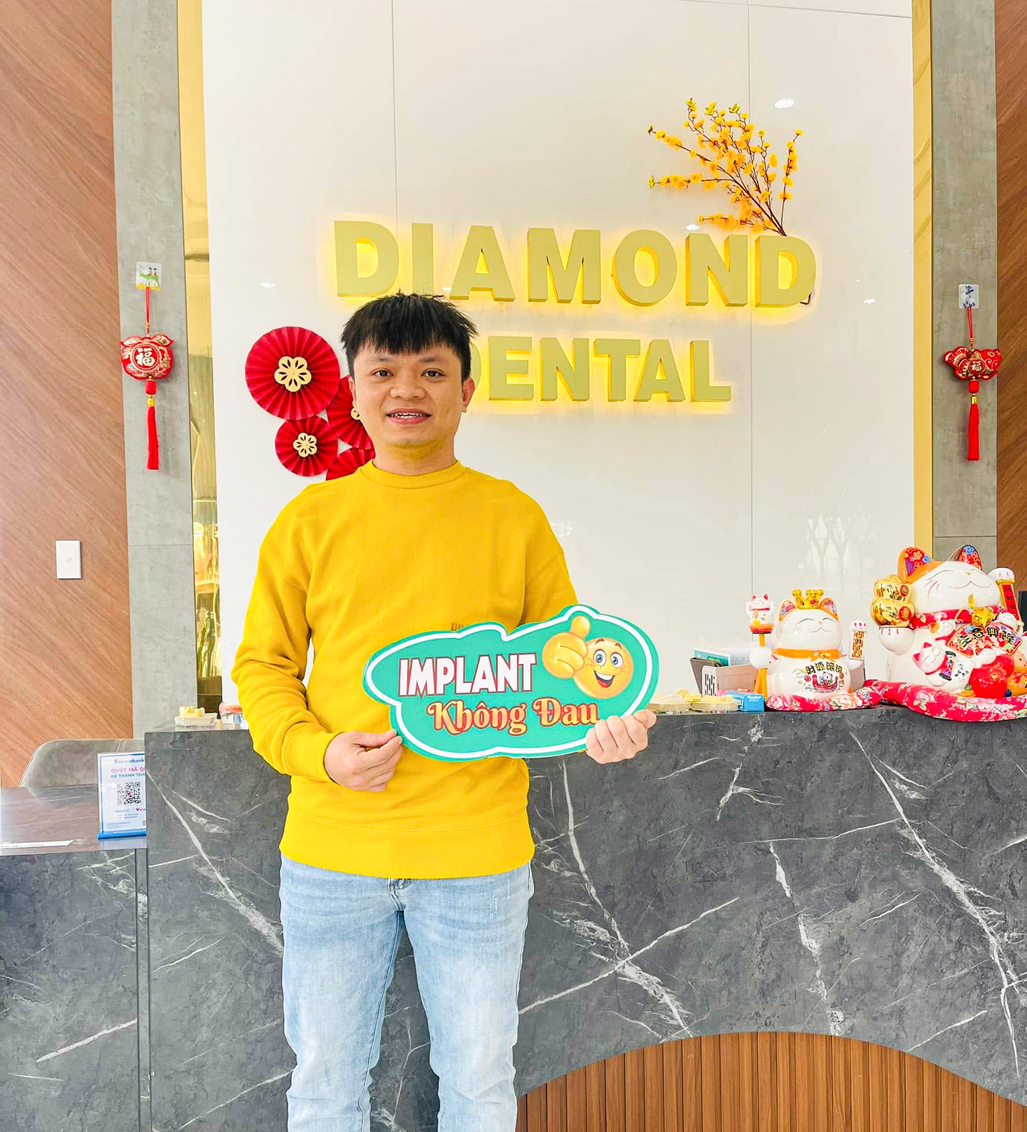 Khách hàng làm răng tại Phước An Anh Đô
