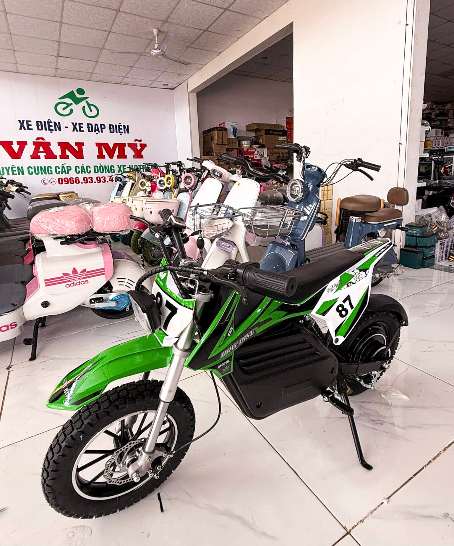 Xe điện số 8 tại Vân Mỹ Hòa An Phước An